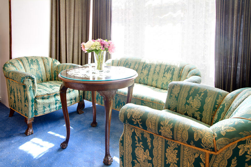 Taurus Hotel
